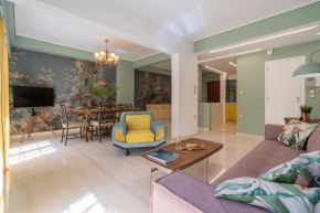 Elegant Escape 2BR BA Sunny Apt
